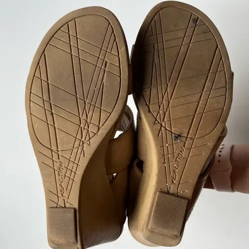 Kenneth Cole Reaction by Keneth Cole Ava Rita Tan Slide Wedge Sandals Woman’s 9M - Image 3