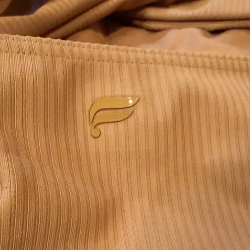 Fabletics - SET! Tan Crop Twist Back Tank + 7/8 Leggings Ribbed Pockets- Size M thumbnail 5