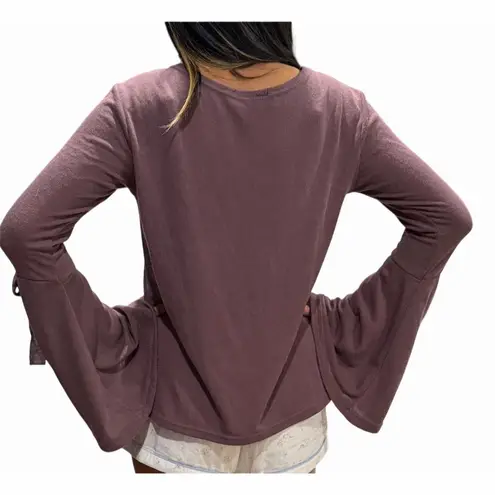 Urban Heritage Women's Red Bell Sleeve Blouse Size M Casual Chic