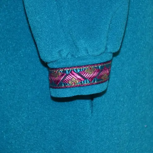 Vanity Fair Vintage 70's Embroidered Housecoat Mumu Velour Robe Pockets Size S