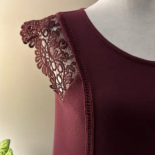 Moral Fiber burgundy Fitted Embellished Blouse Size M