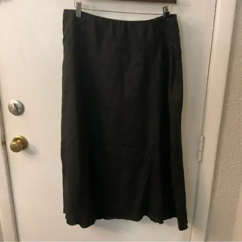 Sara Isabella Black.Linen A