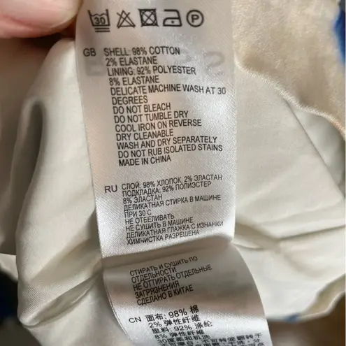 Reiss White & Blue Mini Dress With Side Zipper Size 4 cutout design chic