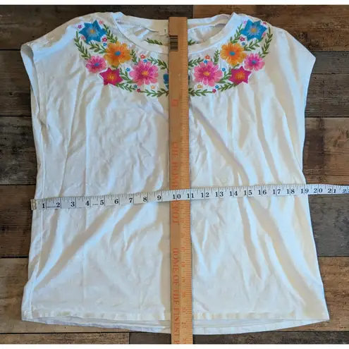 THML S White Embroidered Floral T-Shirt