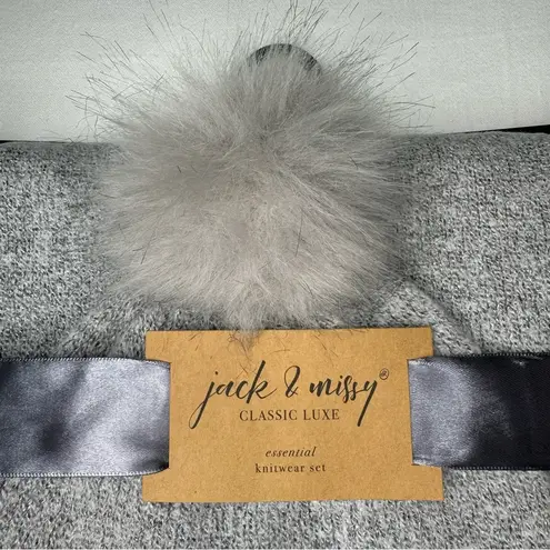 Jack & Missy Classic Luxe Knitwear Pom Beanie Winter Hat & Scarf Gift Set NWT Gray