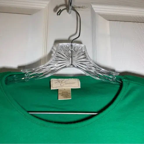 M&C Sportswear Green Horseshoe Christmas Tree Embroidered Top size XL