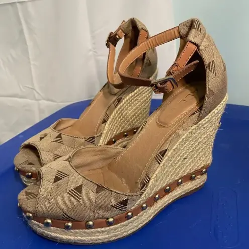 ALDO  studded‎ brown wedges
