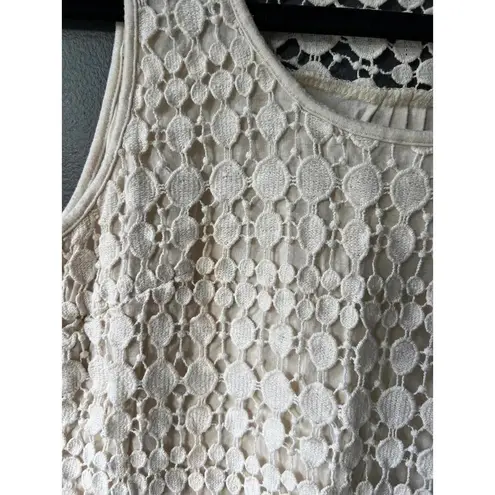 Solitaire Crochet Lace Tank Top - Elegant Beige Sleeveless Blouse