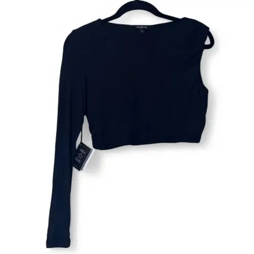 Area stars One sleeve Black Jacqui Crop top size L NWT Size L