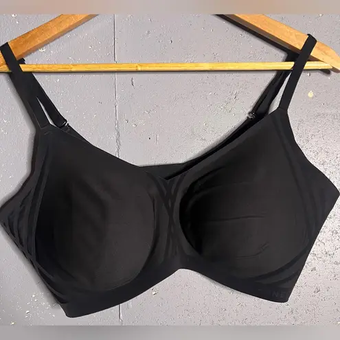 Honeylove Liftwear Silhouette Bra Bundle in colors Black and Sand. Size 38 D/DD Tan