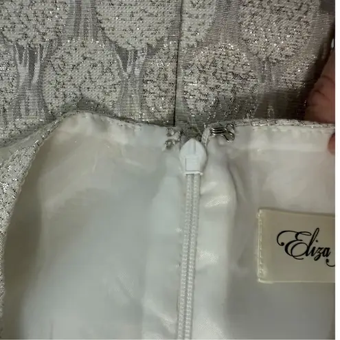 Eliza J Sleeveless Metallic Brocade Sheath Size 10 Dress Party New Years Holiday