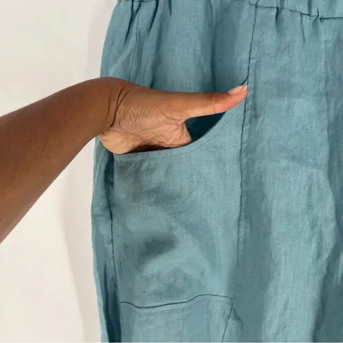 Lisa Bayne Aqua Blue Linen Lantern Barrel Leg Pull