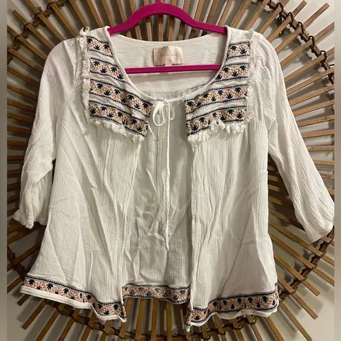 Skies Are Blue White 3/4 Length Tie Front Top Embroidered Fringe Boho Top Size S