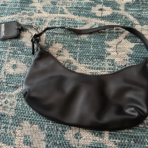 Madden NYC Black Faux Leather Shoulder Baguette Bag Y2K Style Adjustable Strap