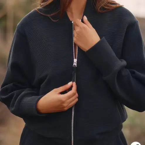 Varley Alia black Ottoman ribbed front zip through bomber jacket LARGE