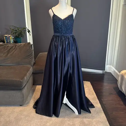 Women’s Blue Full Length Satin Lace Appliqué Party Prom Formal Dress Size 2 NWOT Blue