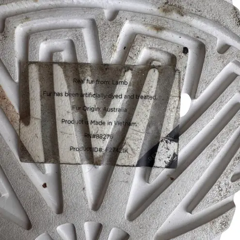 UGG - Fluffita Slide White Shearling Platform Sandals Sz 9