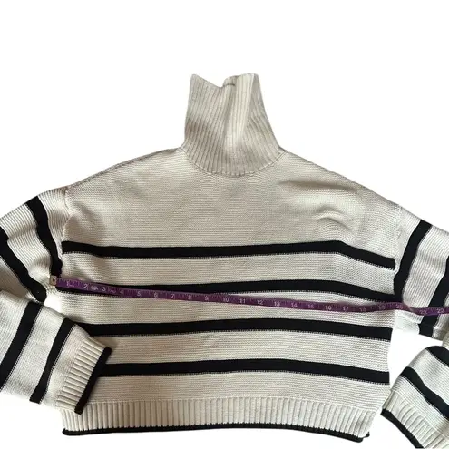 Dynamite Cropped Turtleneck Sweater Striped Snow White with Black Stripes XS