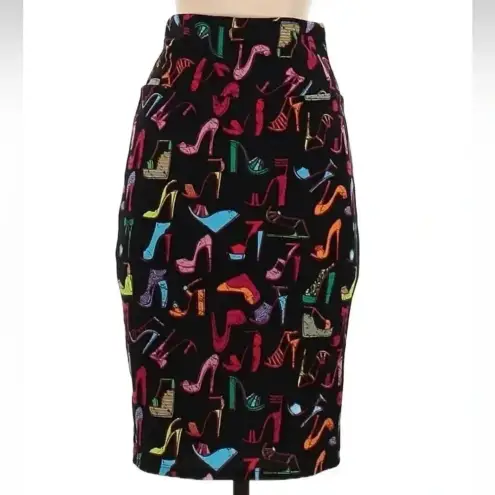 LuLaRoe  Cassie Pencil Skirt Size XS Shoes High Heel Stiletto Chic Fun Print