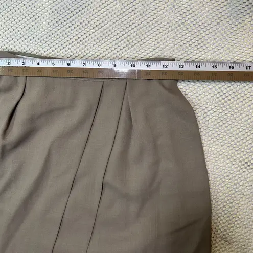 Giorgio Armani EUC Le Collezioni Wool Skirt Pleated Knee Length Size 40 (US6)