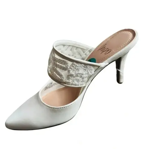 Impo White Heels with Lace Strap 7.5