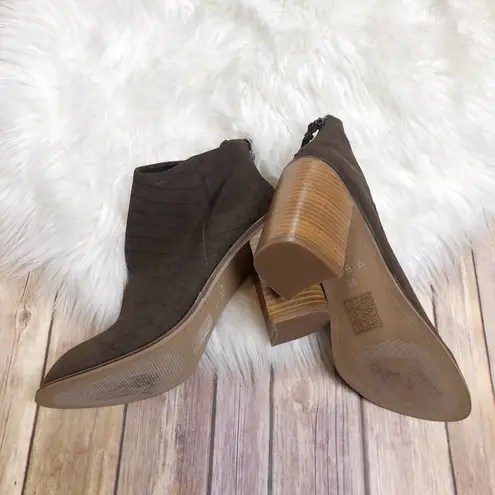 Kelsi Dagger  Women's Huron Brown Suede Ankle Booties Size 9.5 NEW