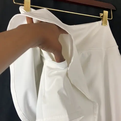 ED3 white athletic tennis skirt with shorts underneath woman’s size small