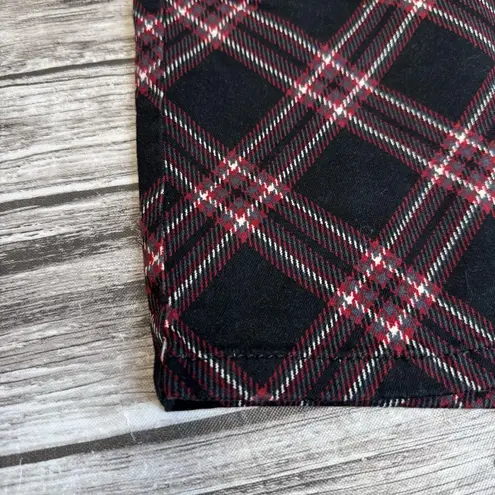 SO Women's Exposed Full Zip High Rise Mini Skirt Plaid Black Burgundy 3 26W Knee Size undefined