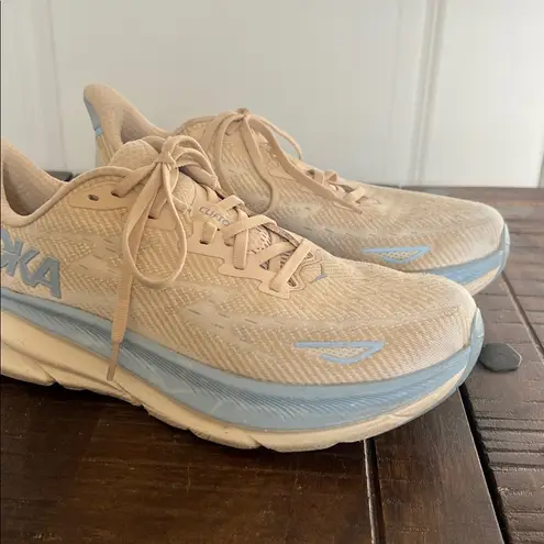 Hoka  One One Clifton 9 Blue beige running walking sneaker Womens 9