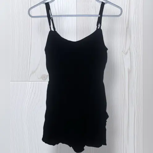 Forever 21  Women’s Casual Flowy Romper with Pockets and Macrame Accents - Image 3