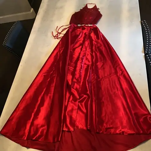 Women’s Gorgeous Red Formal Bridal Dress Two Pieces