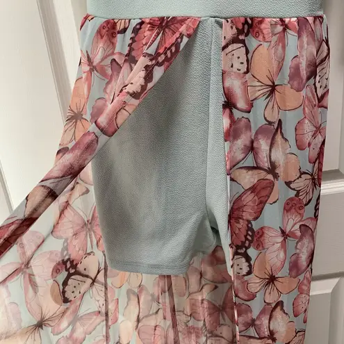 No Boundaries B06- NEW  Juniors Walk Through Maxi Dress butterflies print