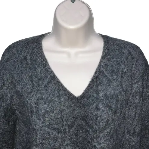 360 Cashmere  Gray Sydney Reptile-print Crew Neck sweater-XS