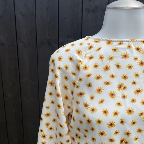 We Wore What Womens Lined Mini Skirt Size Med Ditsy Daisies Cropped Top S/P