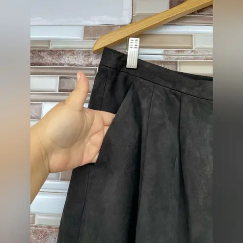 DROME knee length suede shorts size Large Black