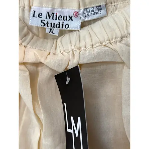 Women’s Le Mieux Studio XL Crème Maxi Skirt.