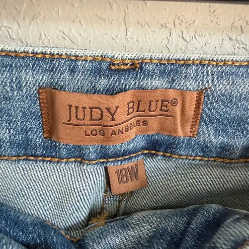 Judy Blue Light Wash Blue Denim Straight Leg Sherpa Ankle Jeans Women 18W Casual