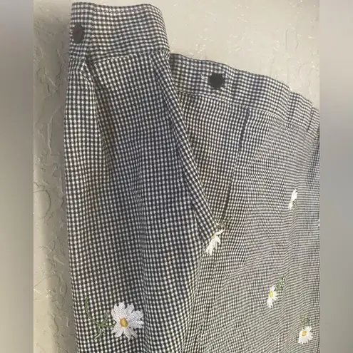 Quacker Factory Medium Gingham Jacket Black White Embroidered Daisy Button Up