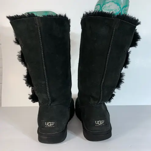 UGG Australia Black Bailey Button Triplet 1873 Sheepskin Boot Women Size 7