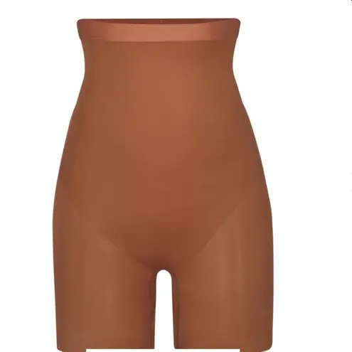 SKIMS NWT Simply Bare Shapewear Mid Thigh Shorts 3X, BRONZE