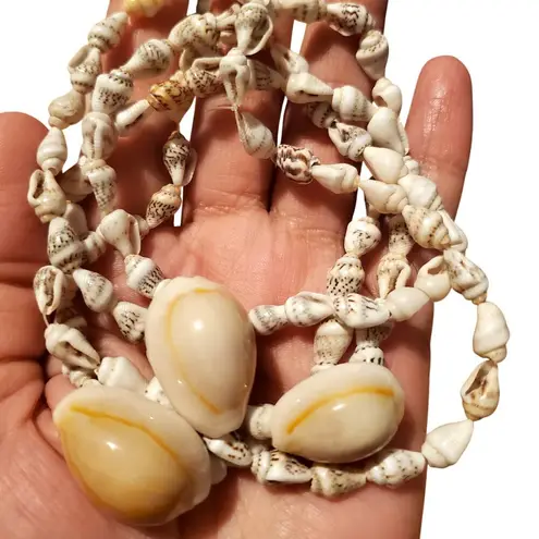 Hilo Hatties Necklace Brown Seed Pod Shell Bead Strand 17" Vtg