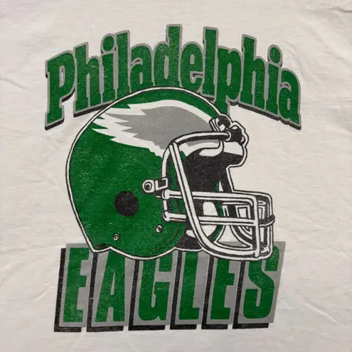 NFL Philadelphia Eagles white T-shirt in size Medium