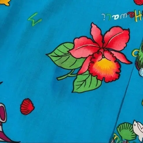 Hilo Hattie Hawaiian Shirt Button Down Blue Floral Vintage Shirt Size L