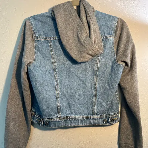 Y2K Vintage 2000s Blue and Gray Jean Jacket with Cropped Style SZ M Coat Size M