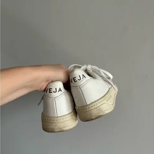 VEJA  V-10 White Sneakers 6