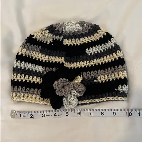NWT Angela’s Designs hand crocheted one of a kind grey & black variegated hat Silver - Image 6