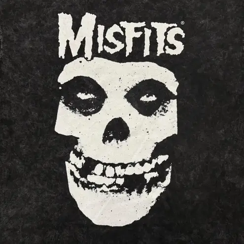 The Misfits Crimson Ghost Punk Rock Band Mineral Wash T-Shirt Extra Large