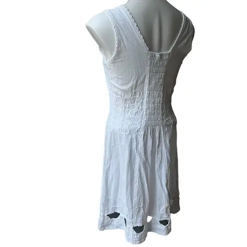 Blanco By Nature Sleeveless V