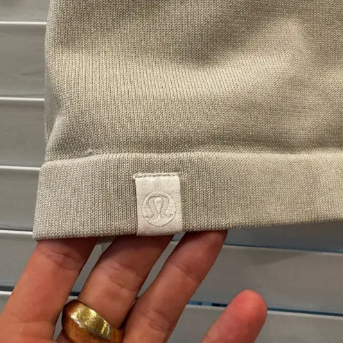 Lululemon  Tan Crew Neck Short Sleeve Stretch Cropped T Shirt Top Womens Large