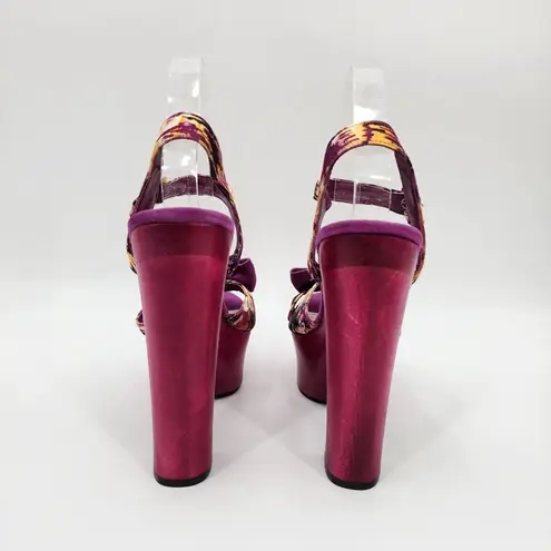 Sole Obsession Chunky Platform Purple Heels Buckle Open Toe Womans Size 7.5 Heel